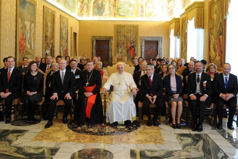 Photo of Pope Francis receiving an AJC delegation at the Vatican.
